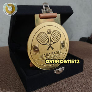 medali padel